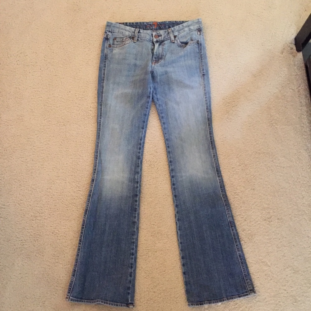 Jeans. Great Condition. Barely Worn - image 1